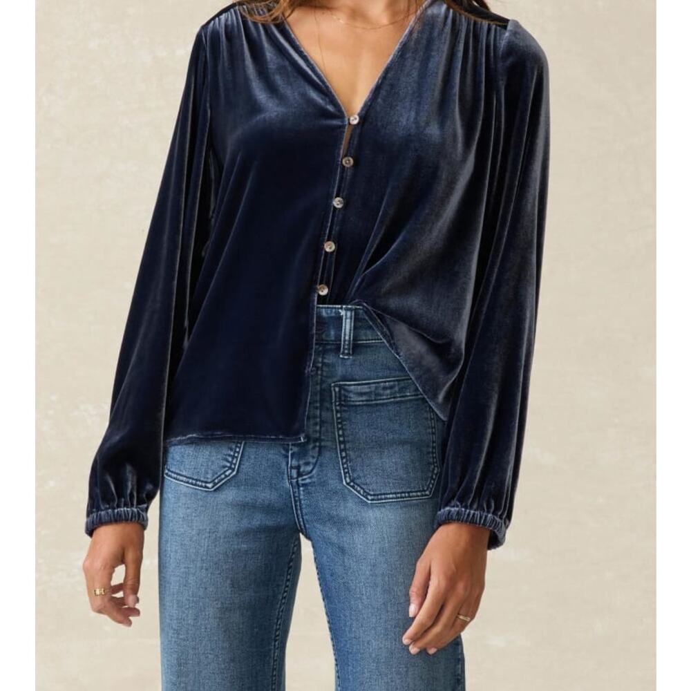 NWT Faherty Stretch Silk Velvet Rowan Top Navy Size Small Silk Blend